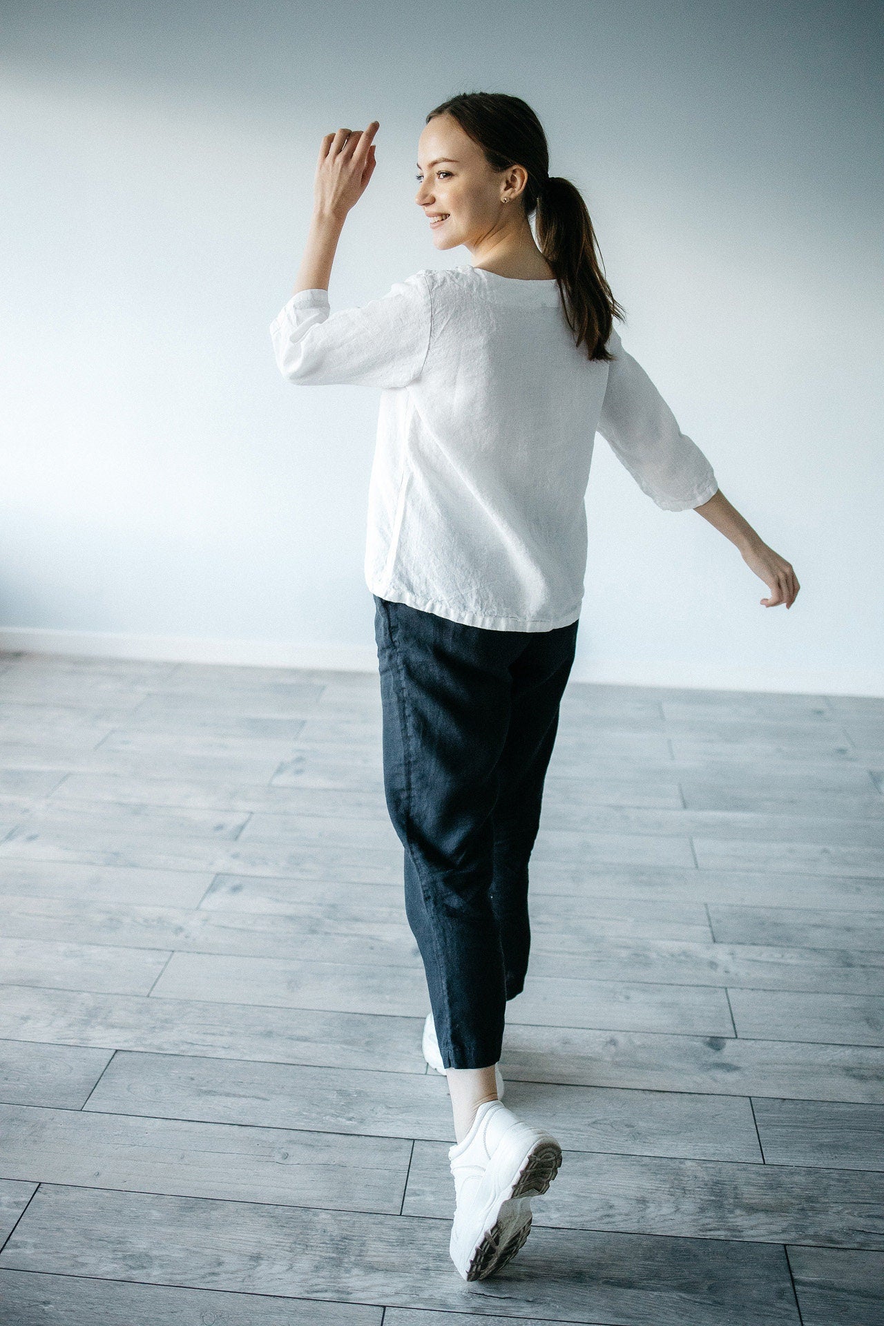 White Linen Tee Shirt Women: 3/4 Sleeve Summer Top