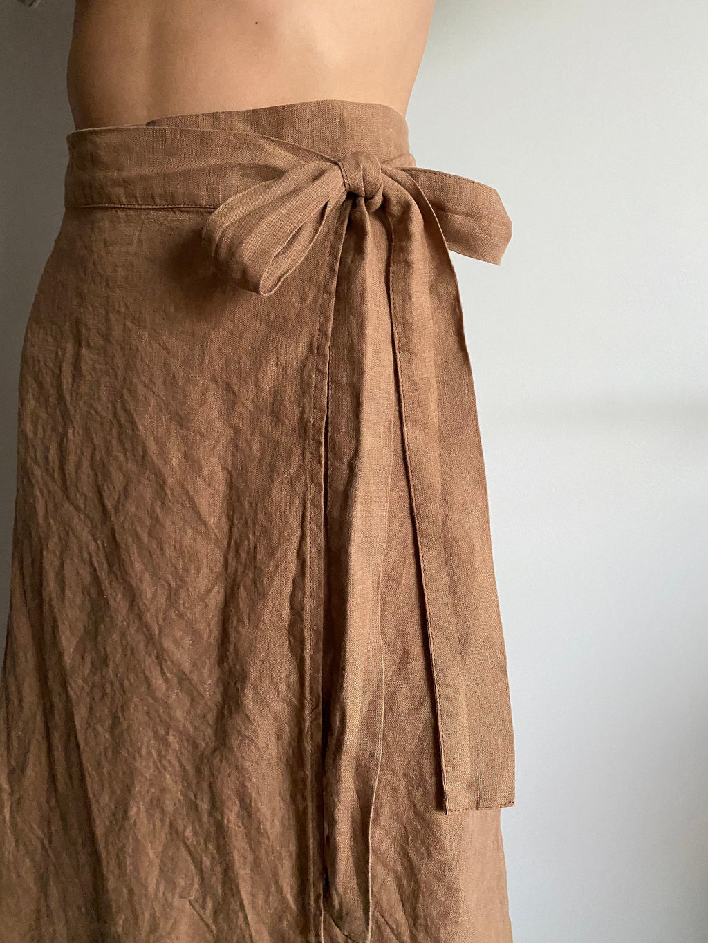 Linen wrap skirt with side tie. A-line skirt