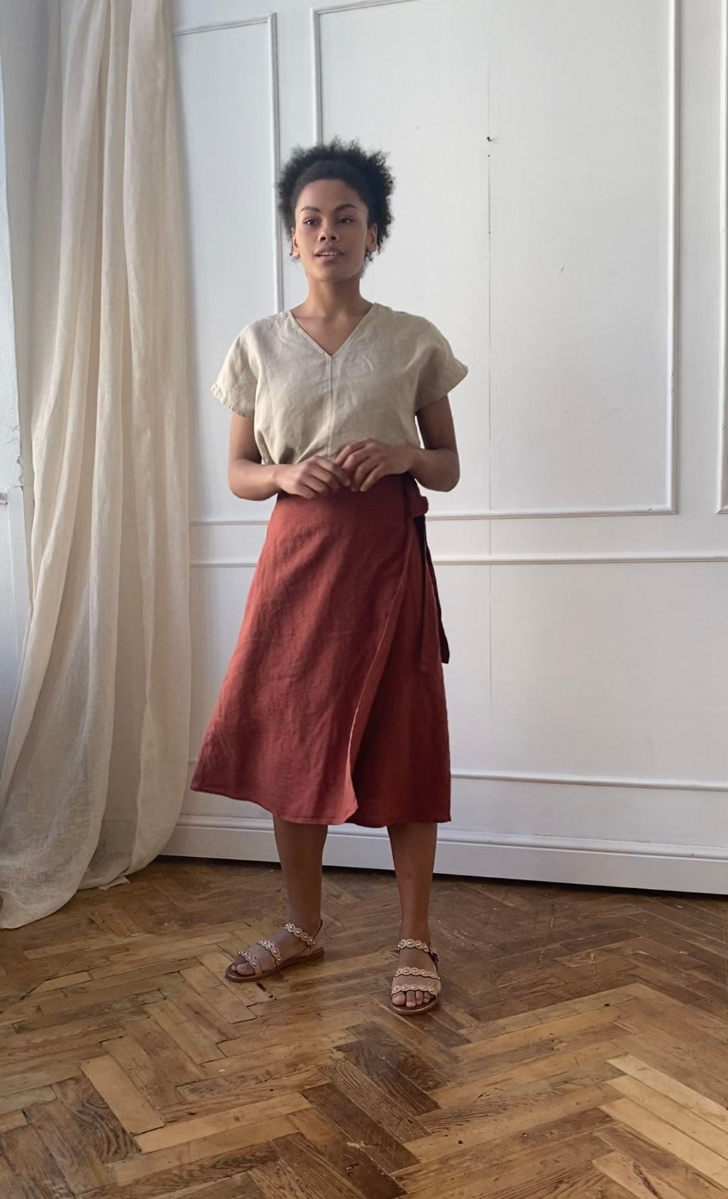 Linen wrap skirt with side tie. A-line skirt