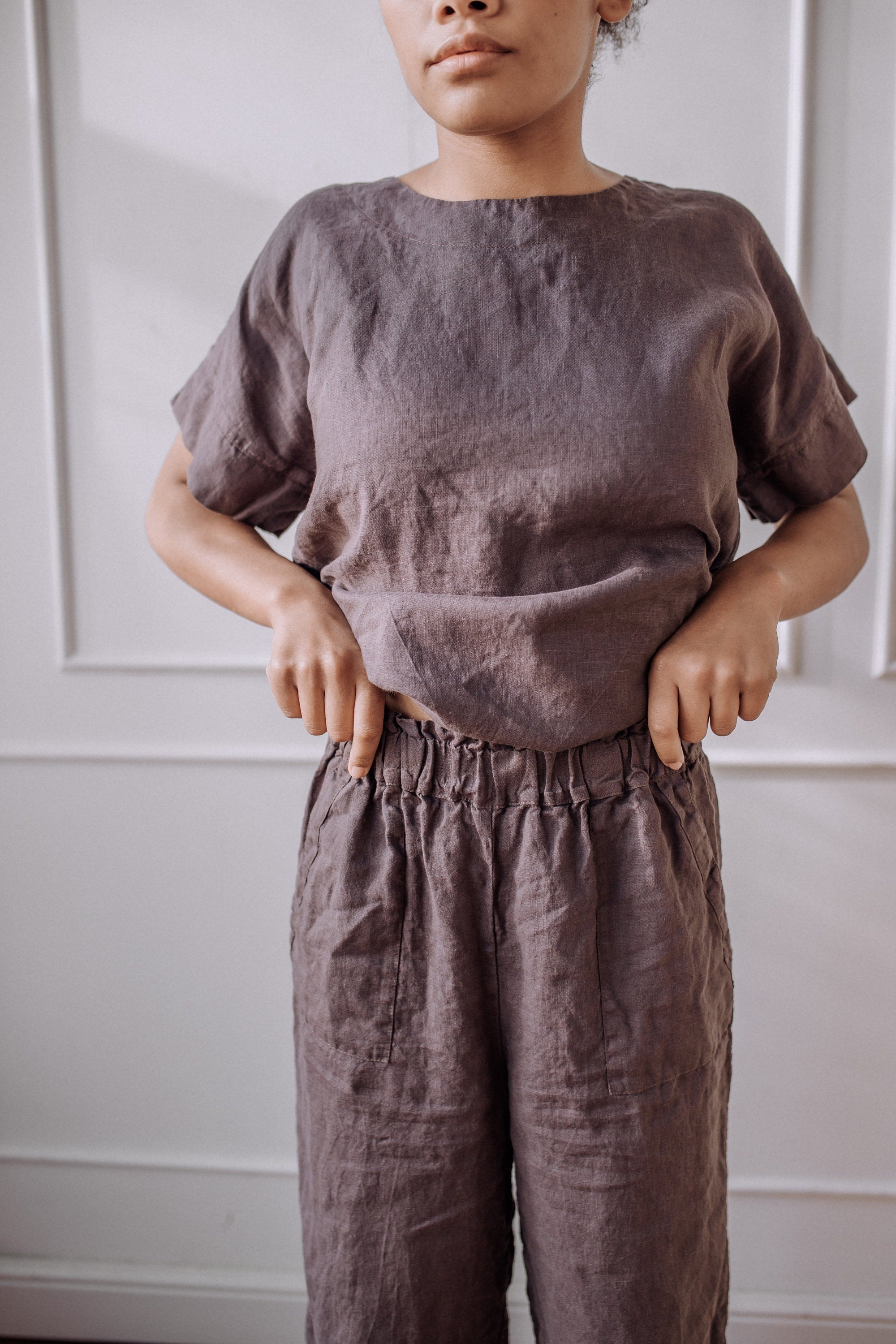Linen Pajama Set: Women's Cropped Pants & Short Sleeve Tee