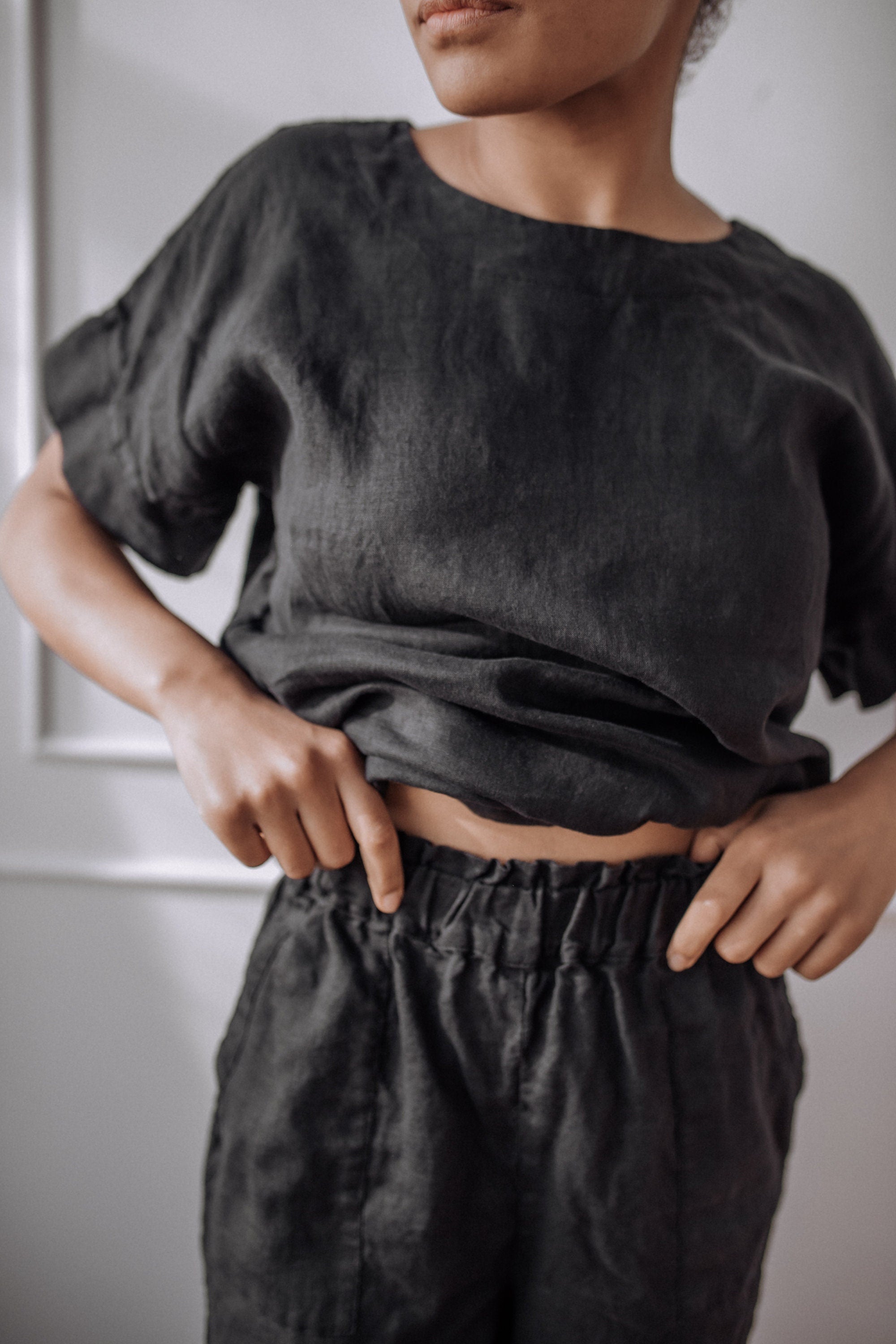 Linen Capri Set: Relaxed Fit Shirt & Elastic Waist Pants