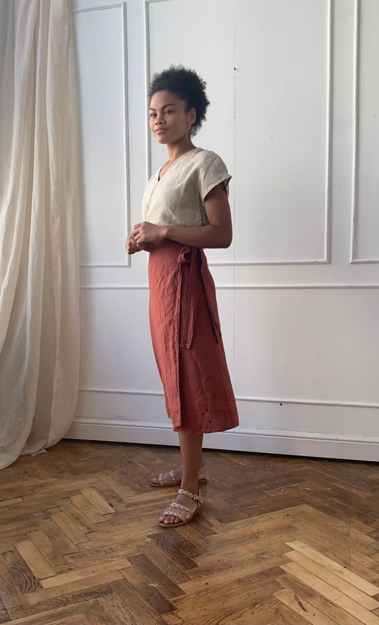 Linen wrap skirt with side tie. A-line skirt