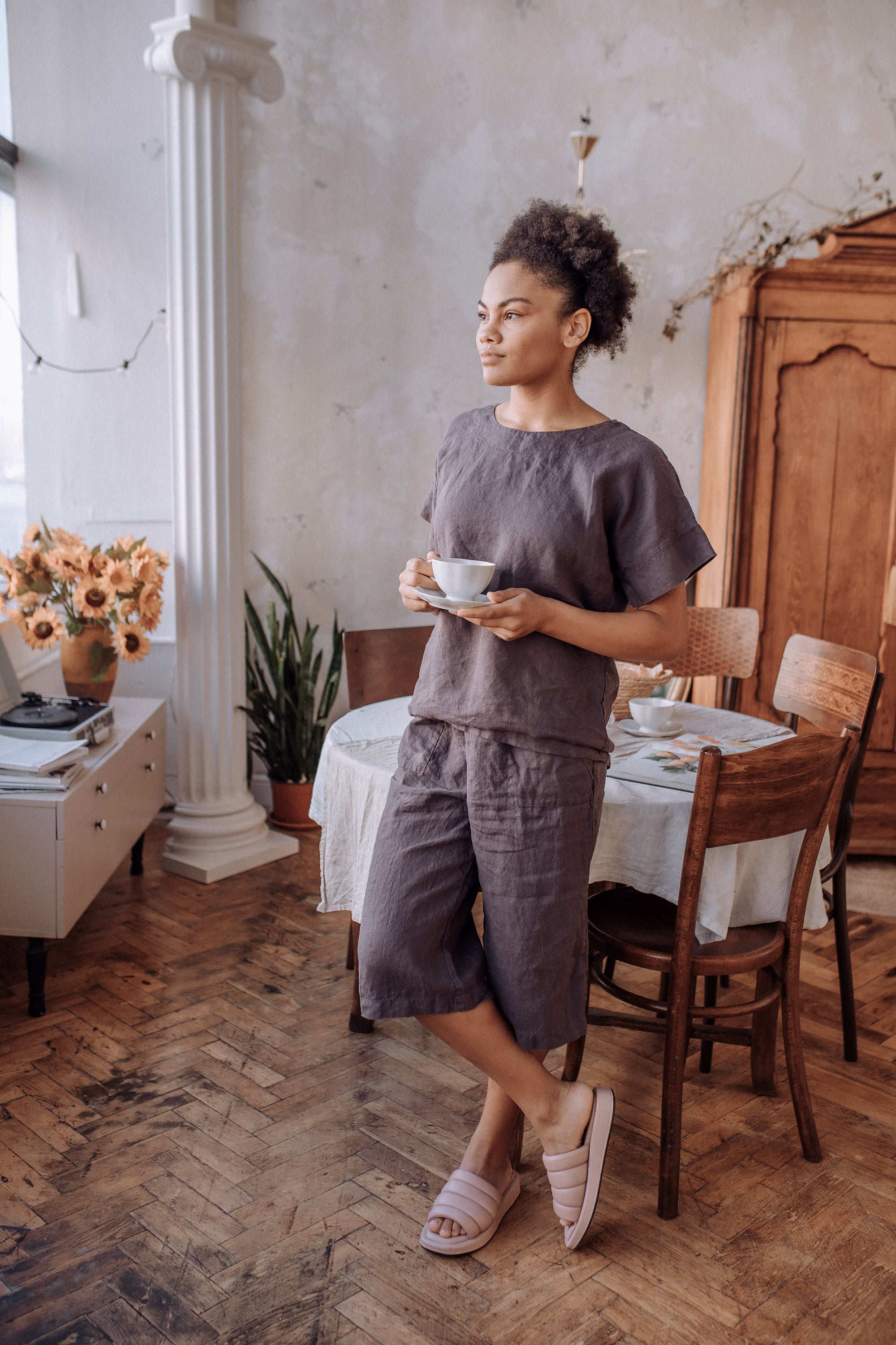 Linen Pajama Set: Women's Cropped Pants & Short Sleeve Tee